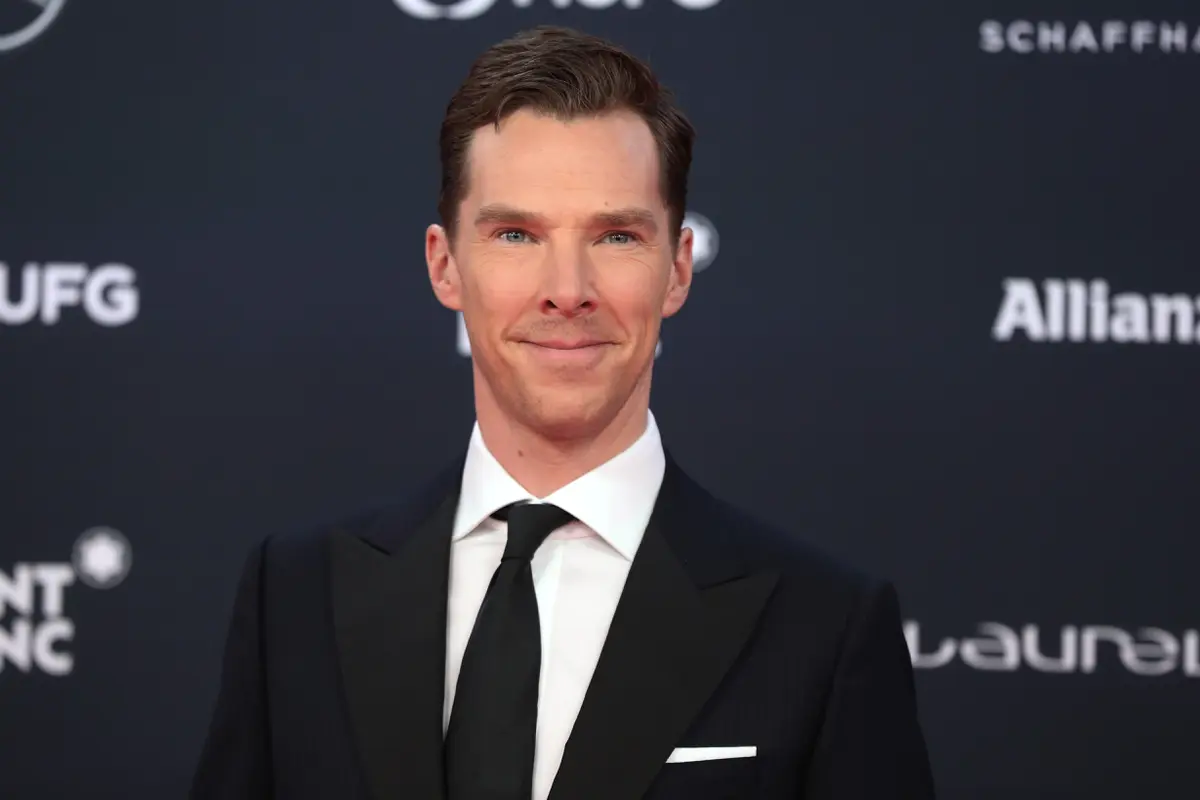 [Bintang] Benedict Cumberbatch
