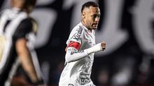 Neymar, dalam pertandingan Santos melawan&nbsp;Atletico-MG di Brasil Serie A Championship, Rabu (16-4-2025). (X @SantosFC)