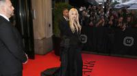 Rose Blackpink menuju lokasi Met Gala 2025. (Charles Sykes/Invision/AP)