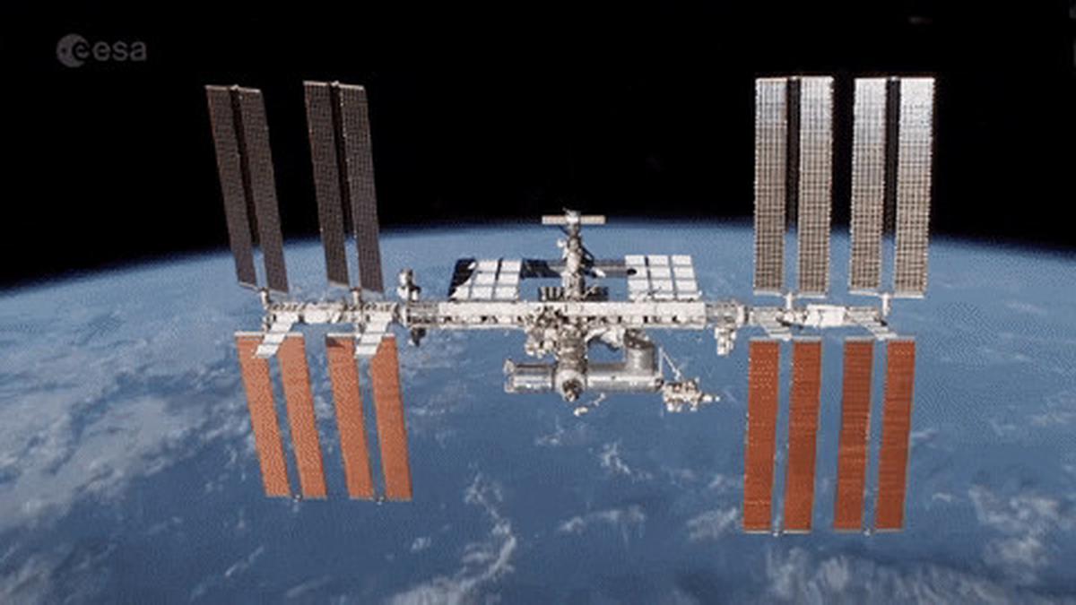 Akhirnya misi Rubio diperpanjang yang awalnya enam bulan ke setahun lebih sedikit. Dia direncanakan akan pulang ke Bumi di tanggal 27 September mendatang, dengan total 371 hari di orbit Bumi.&nbsp;&nbsp;<br>