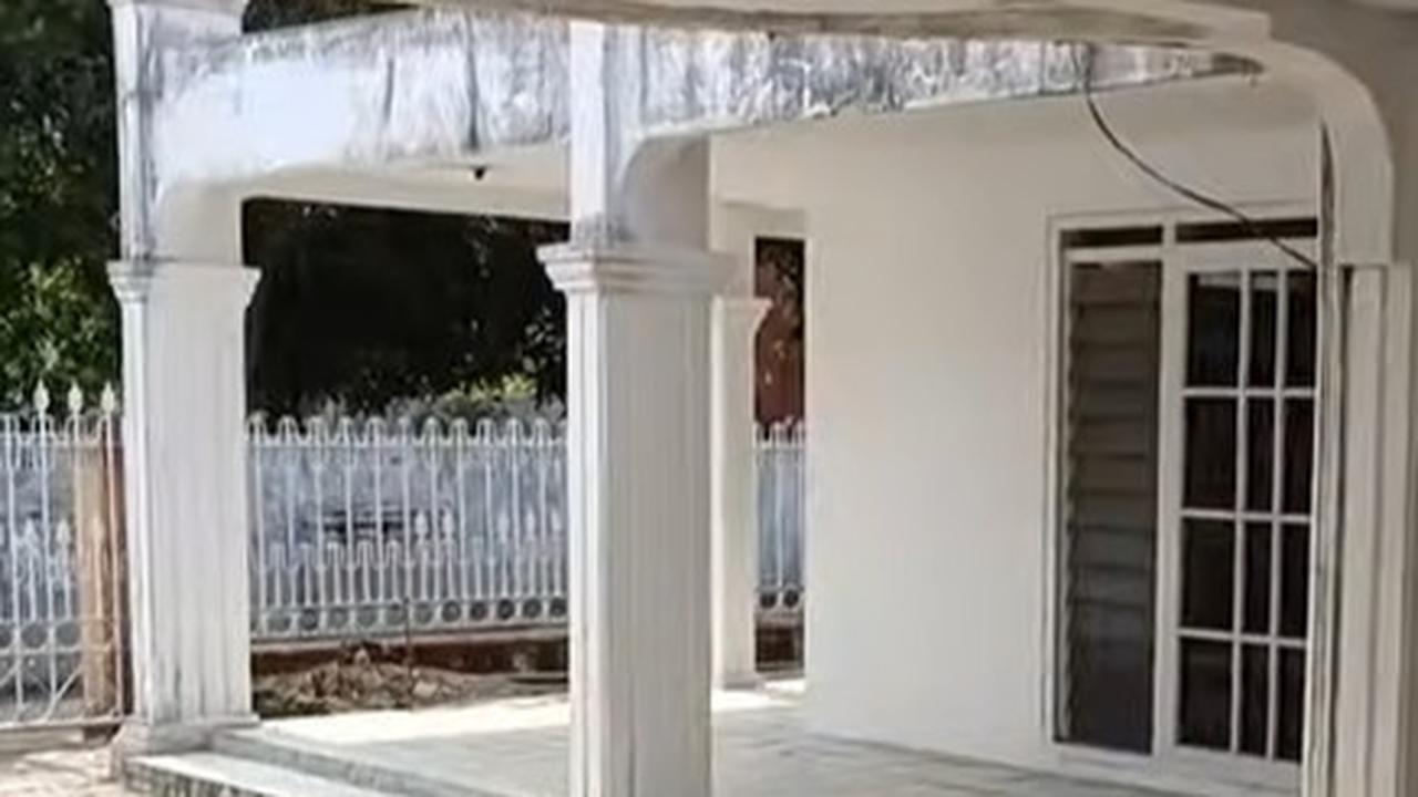 Potret Rumah Mewah Terbengkalai