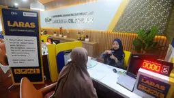 Layanan bagi para penyandang disabilitas ini setidaknya sudah tersedia di sembilan kantor pelayanan pajak wilayah II Jakarta Selatan. (merdeka.com/Arie Basuki)