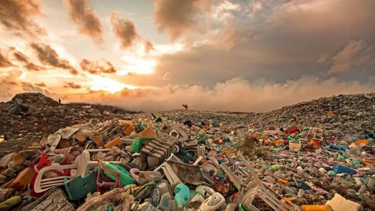 Mengintip Tampilan Pembuangan Sampah Akhir di Pulau Maladewa