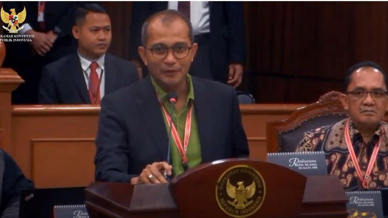 Bambang Widjojanto Walk Out dari Sidang MK, Eddy Hiariej Langsung Protes