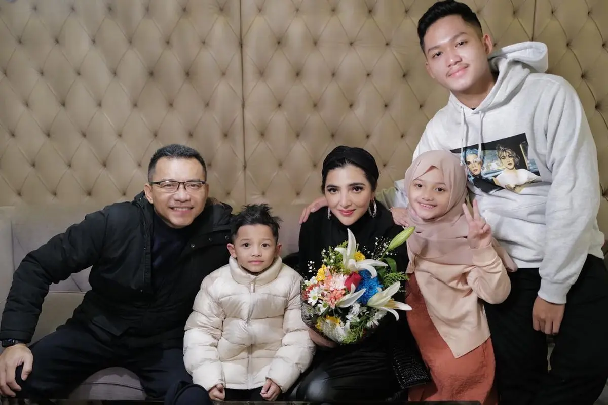 Ashanty Dibuat Nangis Terharu Dapat Kejutan dari Anak-Anak di Hari Ibu (Instagram.com/ashanty_ash))
