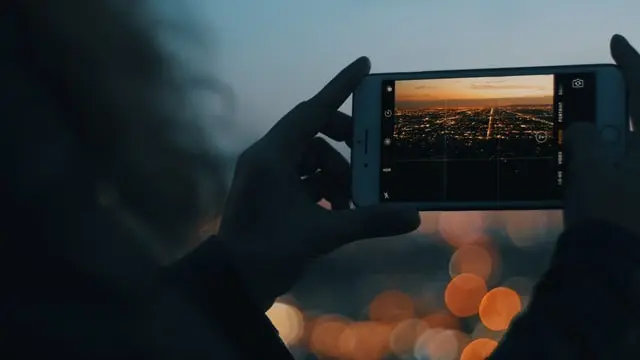 Ilustrasi Caption Instagram