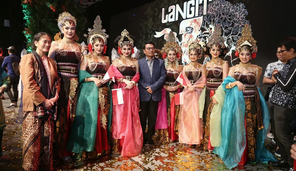 Pementasan Langit 7 Bidadari