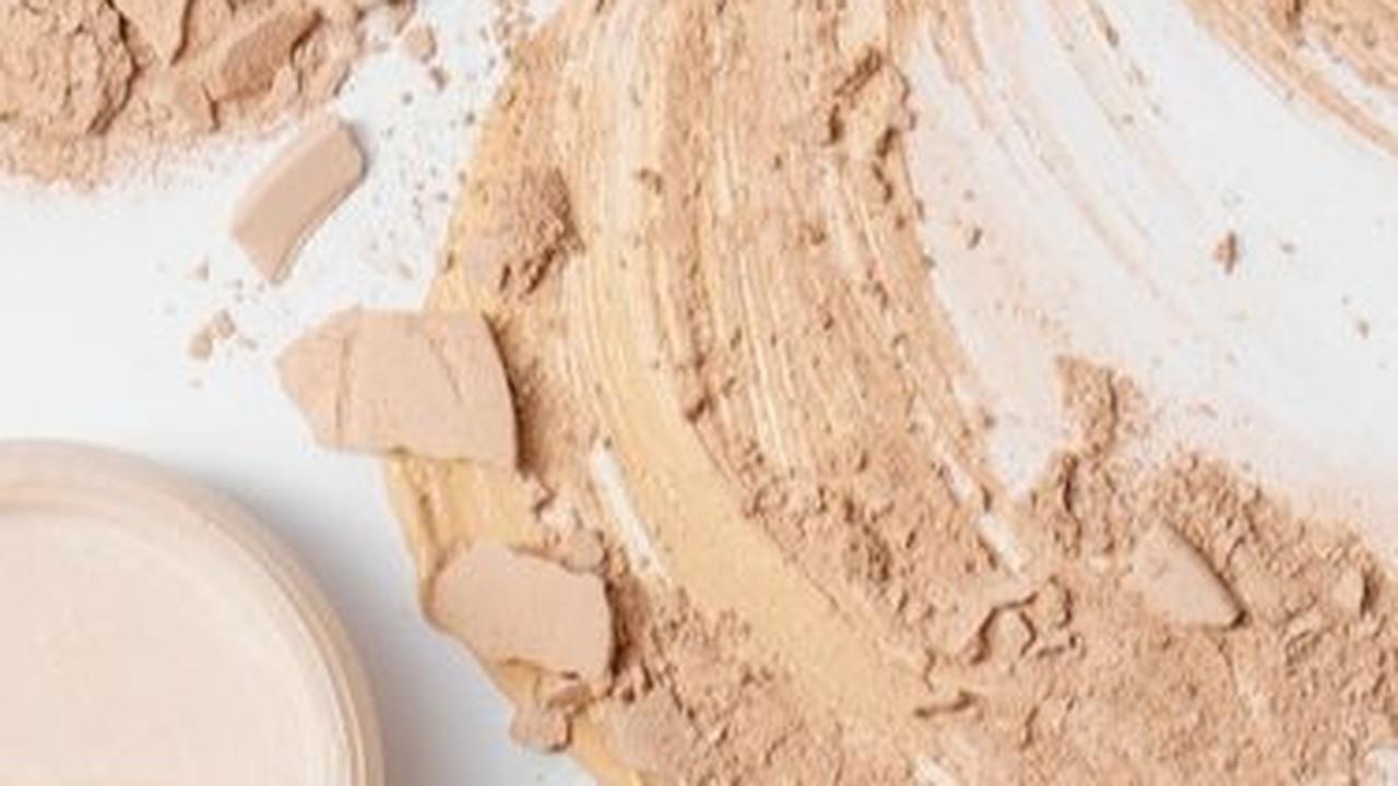 6. Marina Glow Ready Loose Powder<br>