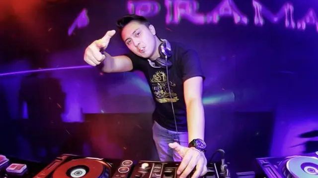 Potret diri seorang Rindra Pramadyo, sumber Instagram: @rindra_pramadyo