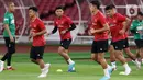 Pemain Timnas Indonesia melakukan sesi latihan resmi jelang laga FIFA Matchday melawan Argentina di Stadion Utama Gelora Bung Karno, Jakarta, Minggu (18/6/2023).(Liputan6.com/Helmi Fithriansyah)