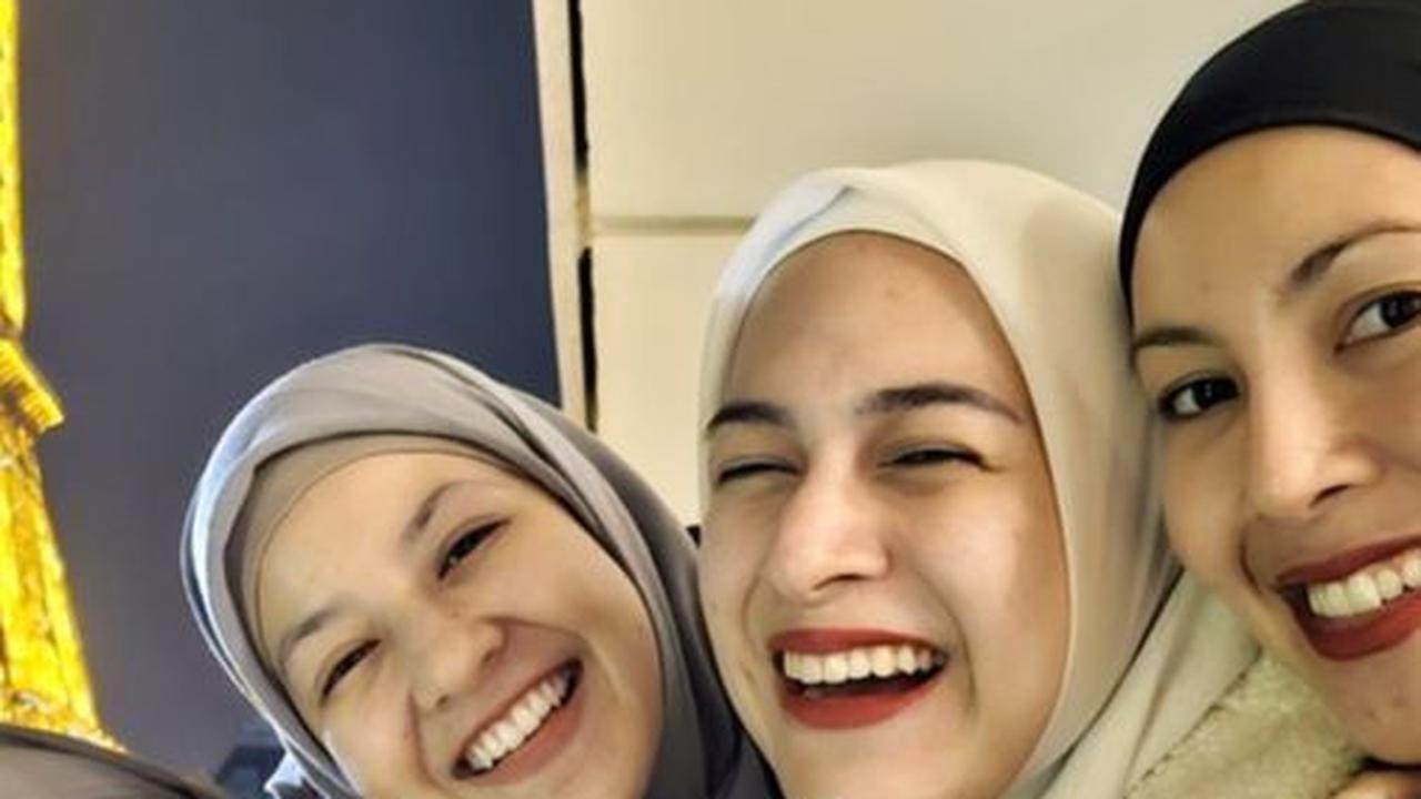 Liburan Bareng Bestie