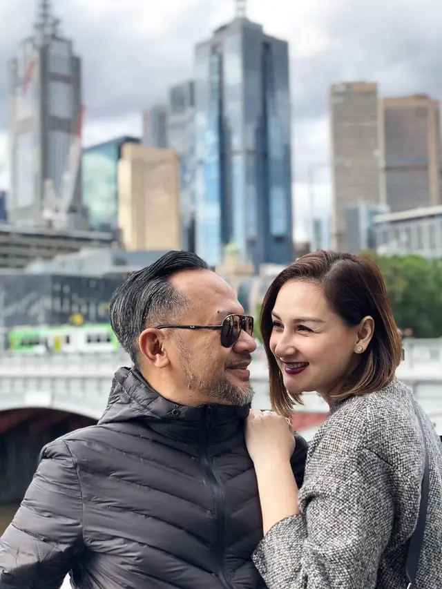 [Fimela] Mona Ratuliu dan Indra Brasco