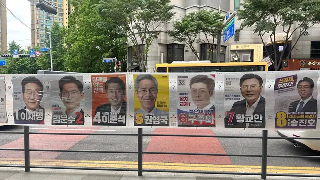 Baliho yang menampilkan para kandidat calon presiden Korea Selatan jelang pemilu pada 3 Juni 2025. (Liputan6.com/Benedikta Miranti)