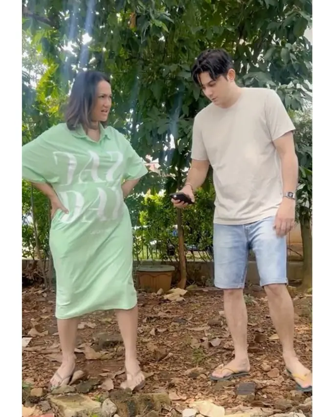 Dituding Selingkuh, Ini 6 Potret Andrew Andika saat Temani Istri Periksa Kandungan