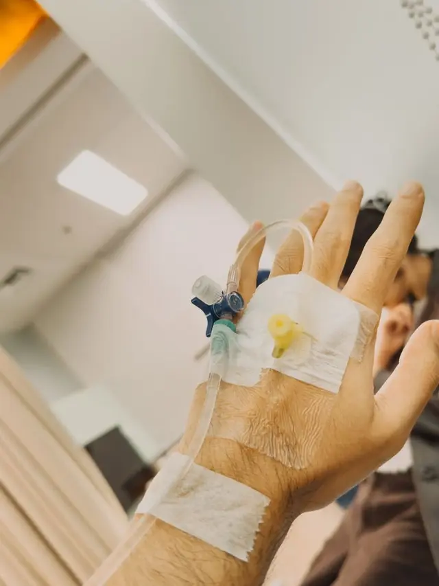 Vidi Aldiano Jalani SPA DAY Ditemani Sheila Dara Sepulang Umrah, Perjuangan Melawan Kanker  (credit: instagram.com/vidialdiano).
