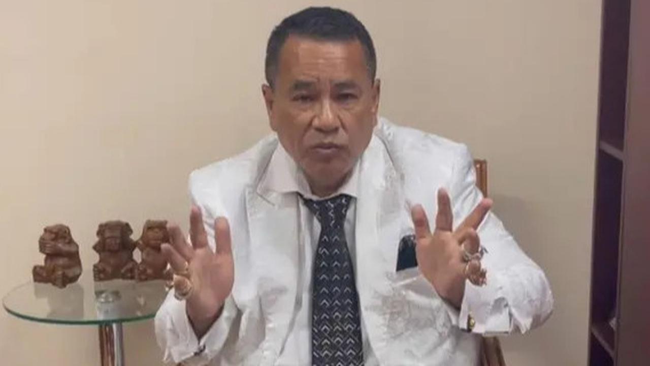 Kondisi Hotman Paris Tumbang saat Sidang Lawan Razman: Wajah Pucat sampai Kertas di Tangan Berjatuhan