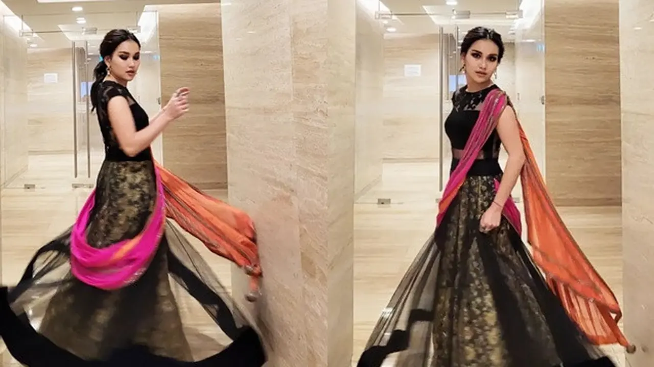 Tampil Beda, Ini 6 Potret Ayu Ting Ting Pakai Busana Ala India