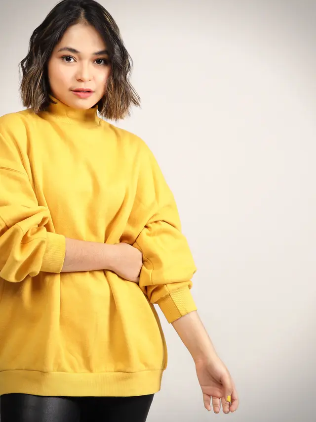 Eksklusif Regina Poetiray