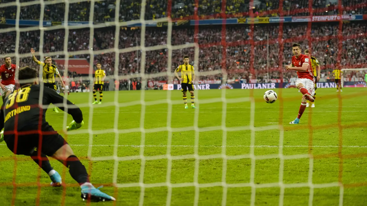 Bayern Munchen Lewandowski