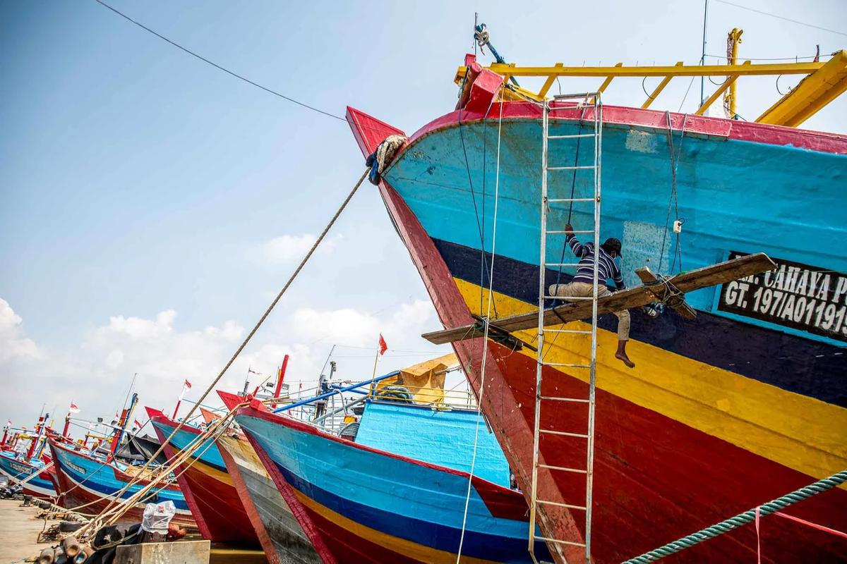 FOTO: Ribuan Kapal Nelayan Pati Berhenti Melaut Akibat Lonjakan Harga Solar