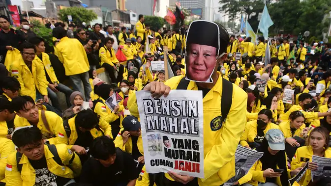 Sempat Bentrok, Demo BEM UI dan KM IPB Suarakan 5 Tuntutan