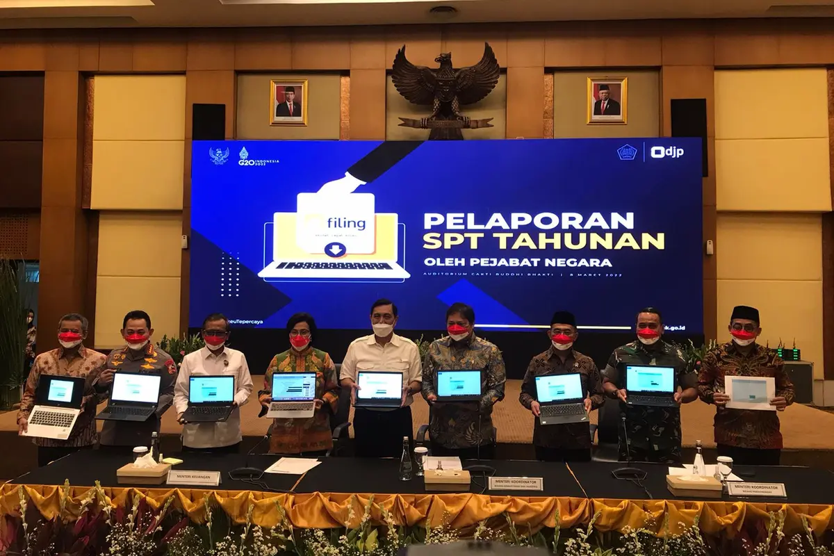 Sejumlah menteri melakukan penyampaian SPT Tahunan orang pribadi tahun pajak 2021