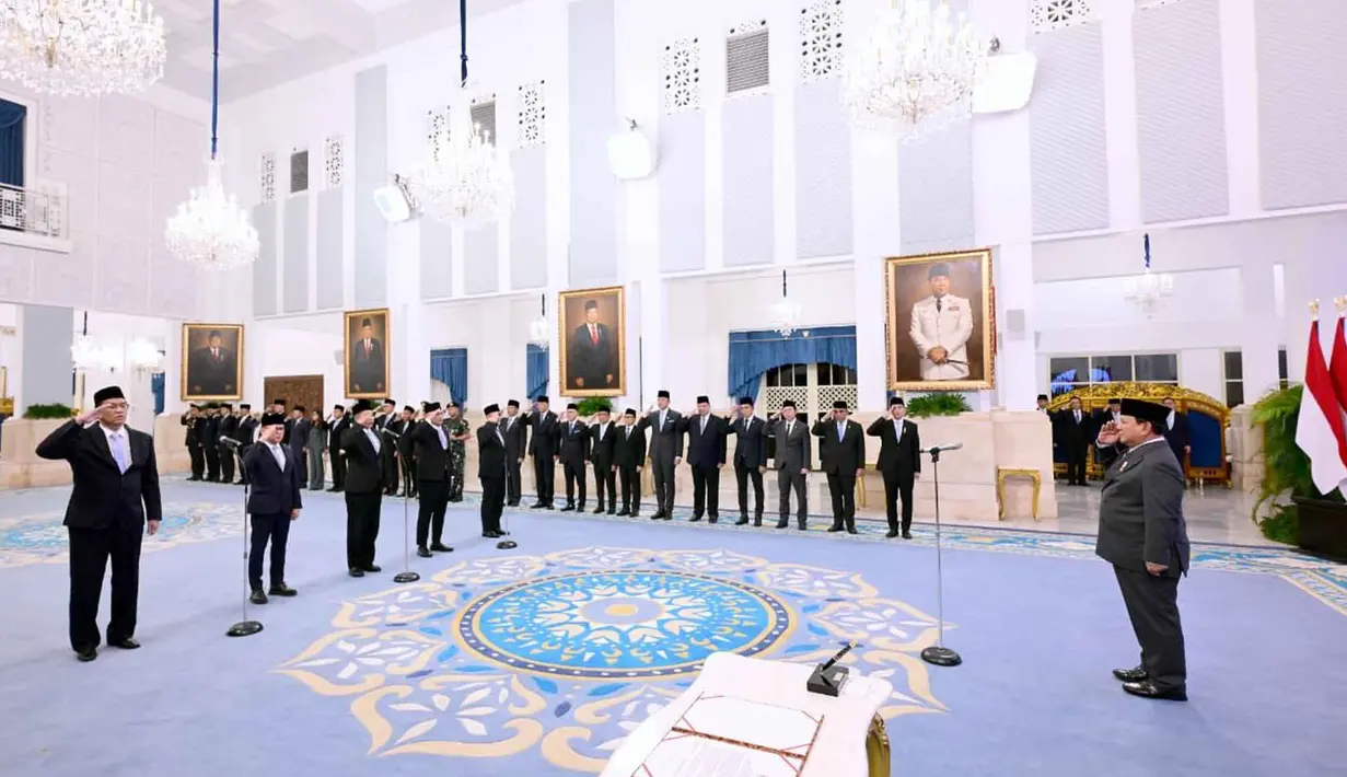 Pelantikan berdasarkan Keputusan Presiden Republik Indonesia Nomor 86/P Tahun 2025 tentang Pemberhentian dan Pengangkatan Menteri dan Wakil Menteri Negara Kabinet Merah Putih Periode Tahun 2024-2029. (Foto: Biro Pers Istana Kepresidenan)