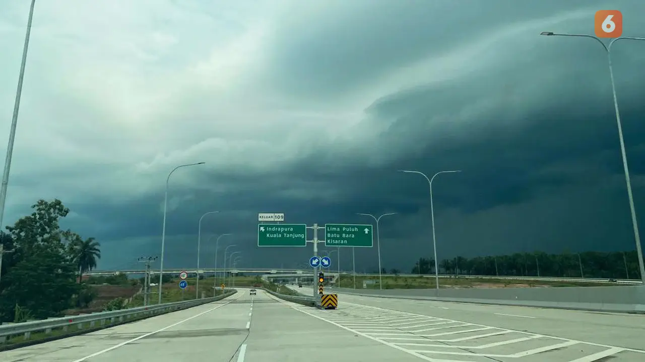 Jalan Tol Indrapura