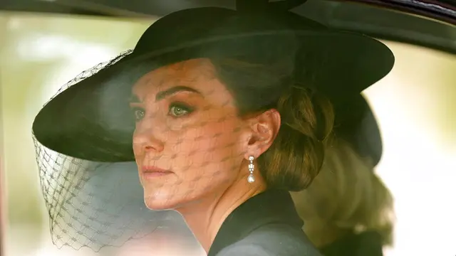 Ekspresi Kate Middleton dan Meghan Markle di Pemakaman Ratu Elizabeth II