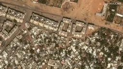 Foto satelit yang diambil dari Maxar Techonologies ini menunjukkan gambaran umum lingkungan Izbat Beit Hanoun di Jalur Gaza pada tanggal 10 Oktober 2023. (Satellite image ©2023 Maxar Technologies / AFP)