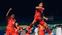 Selebrasi bek Timnas Indonesia U-17, Putu Ekayana usai membobol gawang Timnas Timor Leste U-17 dalam laga Grup A Piala AFF U-17 2026 di Stadion Gelora Joko Samudro, Gresik, Jawa Timur, Senin (13/4/2026). (Dok. AFF)