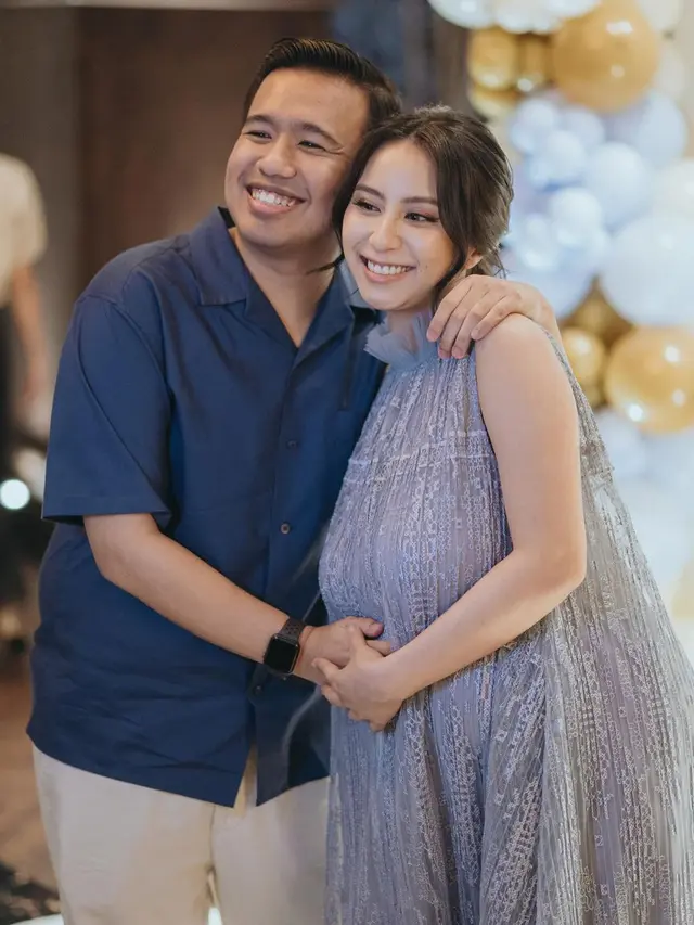 7 Bulan Kehamilan Pertama Clairine Clay