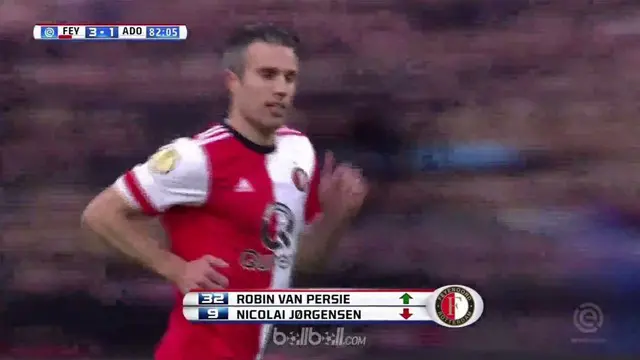 Feyenoord menyambut pulangnya Robin van Persie ke Stadion De Kuip lewat kemenangan 3-1 atas ADO Den Haag dalam laga lanjutan Eredi...