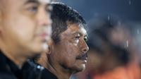 Pelatih kepala Timnas Indonesia U-20, Indra Sjafri saat laga Kualifikasi Piala Asia U-20 2025 melawan Maladewa di Stadion Madya, Senayan, Jakarta, Rabu (25/09/2024). (Bola.com/Bagaskara Lazuardi)