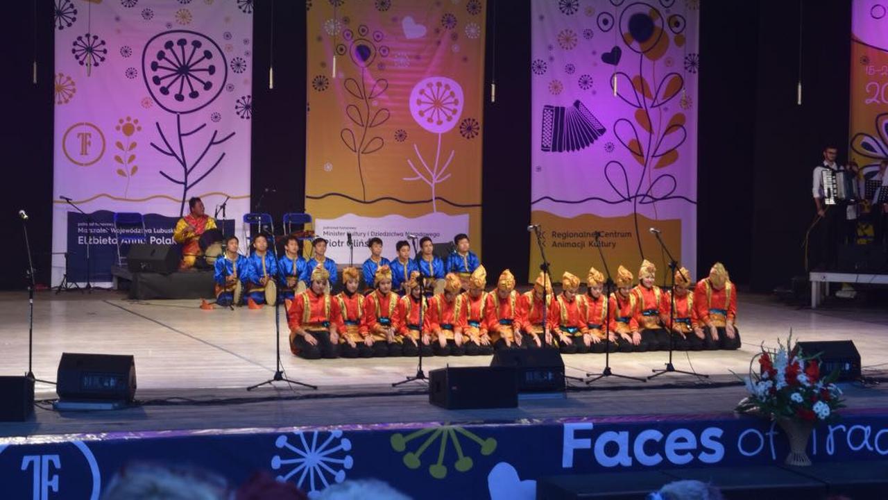 Generasi muda Indonesia juara kompetisi tari di Polandia