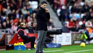 Manajer Arsenal, Mikel Arteta, dalam pertandingan Liga Inggris&nbsp;melawan Sunderland di Stadium of Light, Inggris, Minggu (9/11/2025). (Richard Sellers/PA via AP)