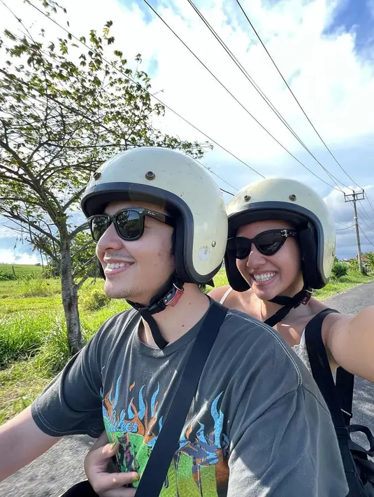 Angga Yunanda dan Shenina Cinnamon [Instagram/sheninacinnamon]