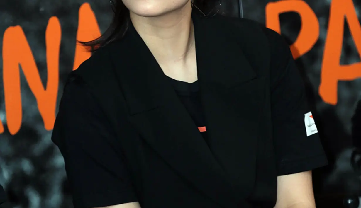 "Makanya aku ikut acara ini agar aku bisa mendukung anak muda di sana dan anak-anak di Papua untuk memberikan akses pendidikan yang layak," ungkapnya saat ditemui di konferensi pers di kawasan Jakarta Pusat, Selasa (30/5/2017). (Deki Prayoga/Bintang.com)