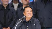 PM Thailand sekaligus pemimpin Partai Bhumjaithai Anutin Charnvirakul saat memberikan keterangan pers di Bangkok pada Minggu (8/2/2026). (Dok. AP/Sakchai Lalit)