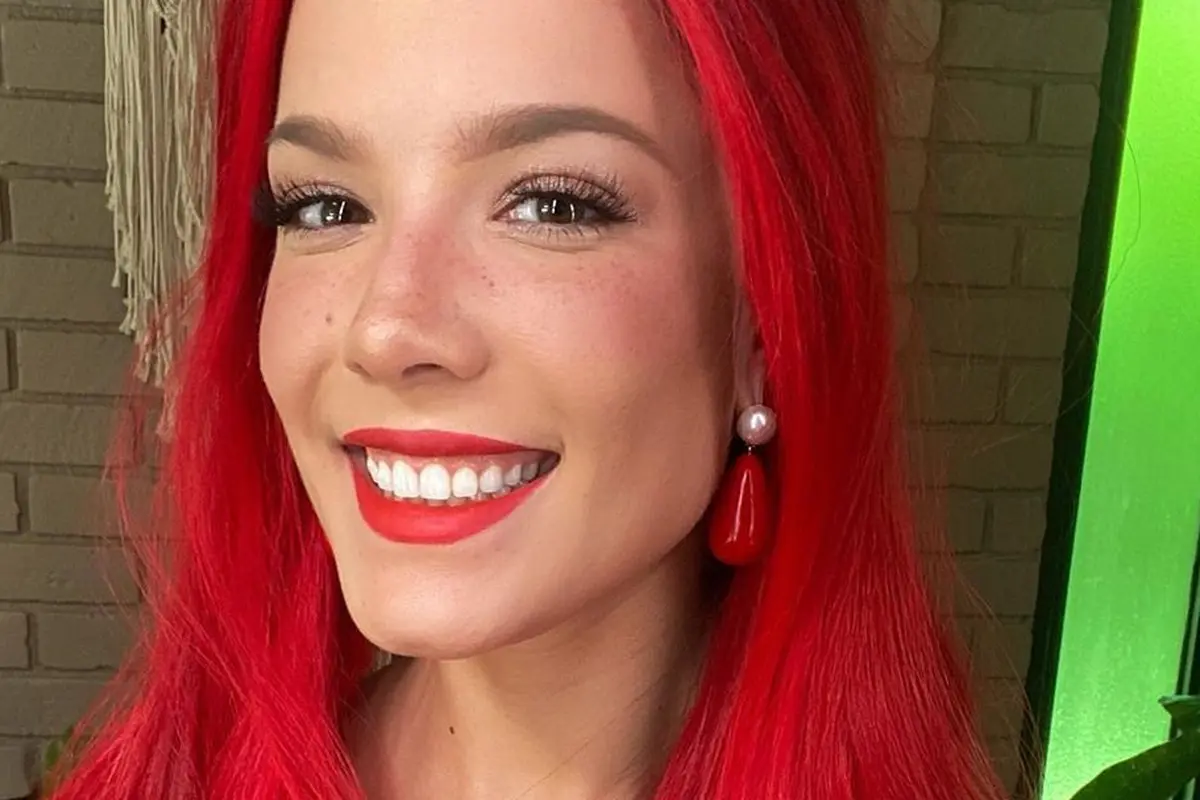 Halsey (Instagram/ iamhalsey)