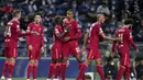 Penyerang Liverpool, Sadio Mane (ketiga kiri) berselebrasi dengan rekan setimnya usai mencetak gol ke gawang Porto pada pertandingan grup B Liga Champions di stadion Dragao di Porto, Portugal, Rabu (29/9/2021). Dengan hasil ini, Liverpool masih berada di puncak klasemen dengan 6 poin. (AP Photo/Luis