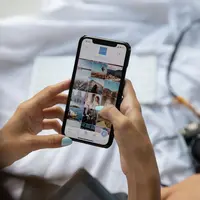 Tidak mengunggah apapun di media sosial dapat mengundang rasa penasaran dari orang lain. (Foto: Pexels/Plann)