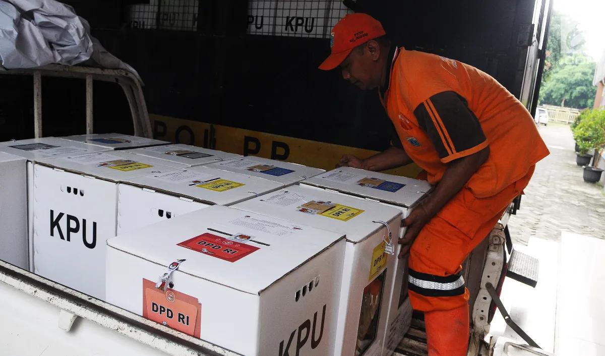 Terkait penanganan, tergantung kondisi kejiwaan masing-masing pasien. Bila terlalu parah, maka akan dilakukan rawat inap dengan pendampingan secara khusus oleh dokter spesialis seperti psikolog dan psikiater.<br>