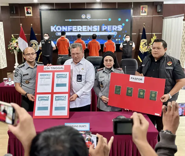 Diduga Langgar UU Keimigrasian