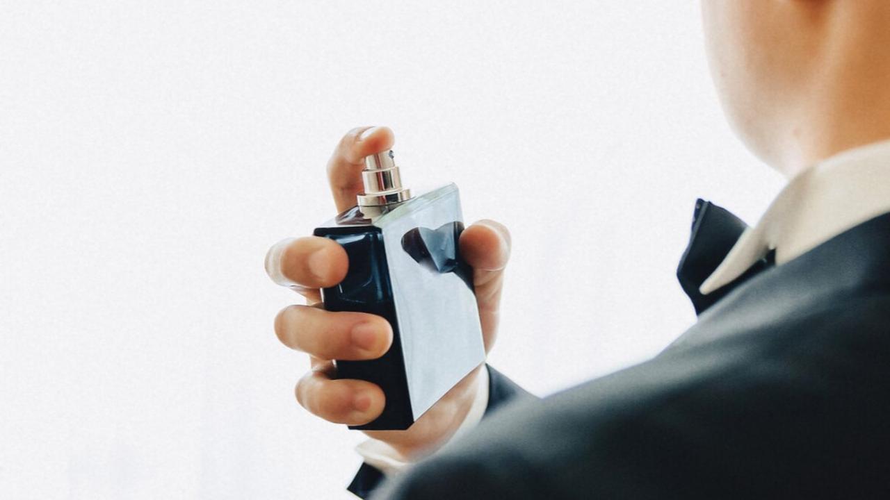 4 Aroma Parfum Pria yang Bikin Wanita Klepek-klepek, dari Woody hingga Aquatic