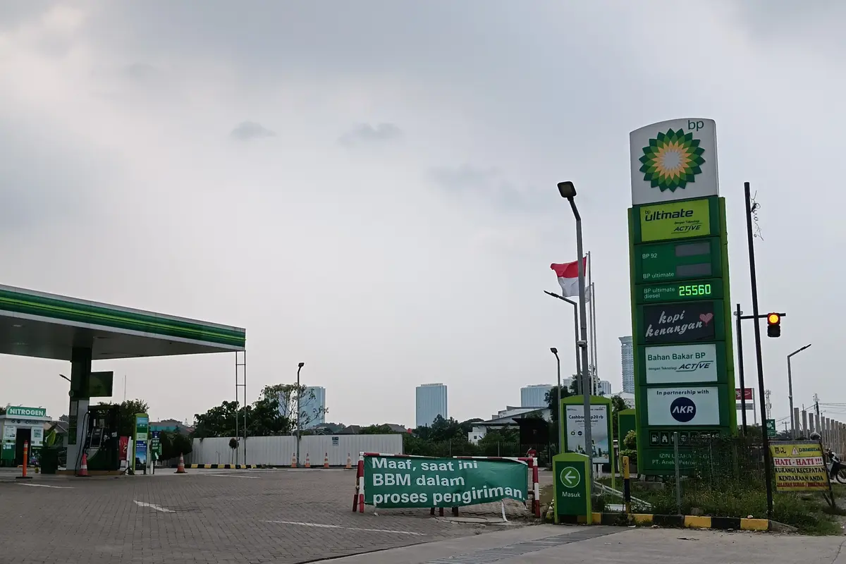 SPBU swasta yakni BP-AKR menaikan harga BBM untuk beberapa produknya.