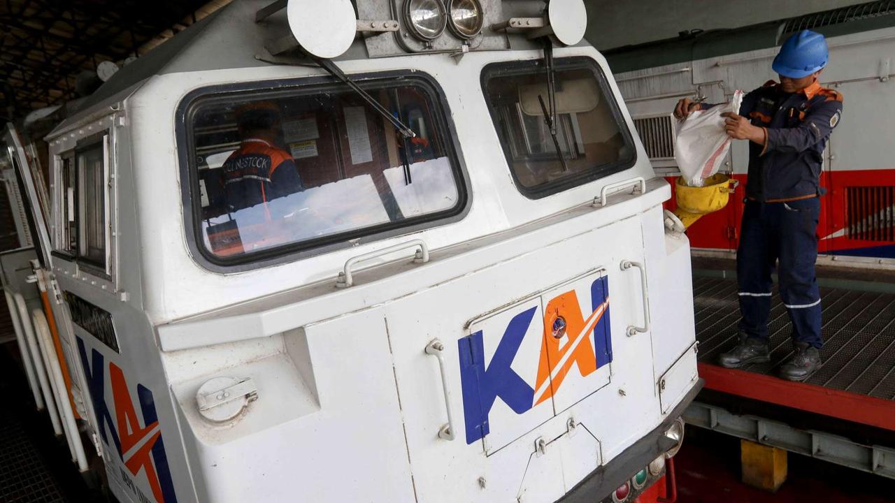 KAI Daops 1 Jakarta tambah 17 kereta tambahan untuk libur Natal dan Tahun Baru