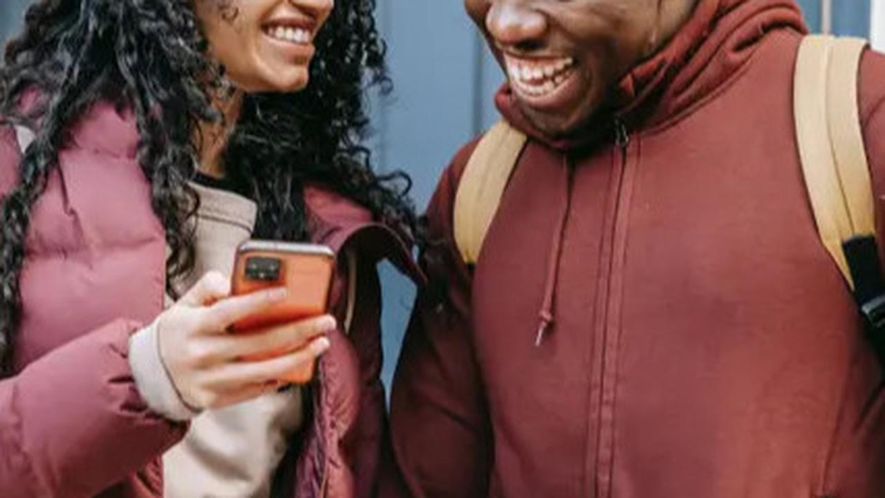Sikap Perempuan yang Membuat Pria Nyaman dan Jatuh Cinta