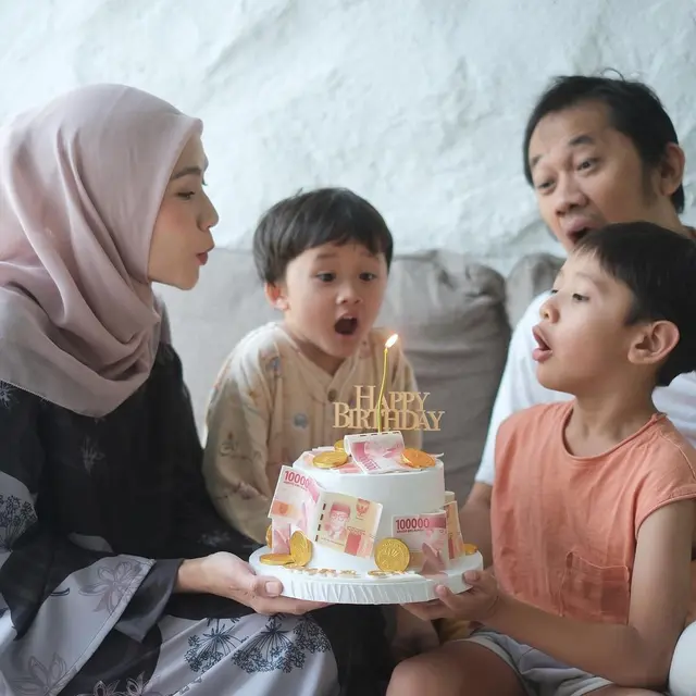 Zaskia Adya Mecca rayakan ultah Bhre (Instagram/zaskiaadyamecca)