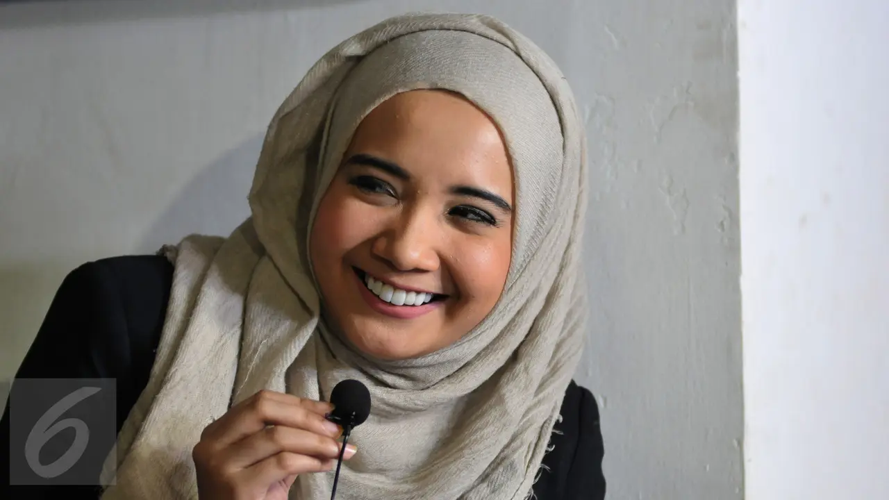 Zaskia Sungkar 